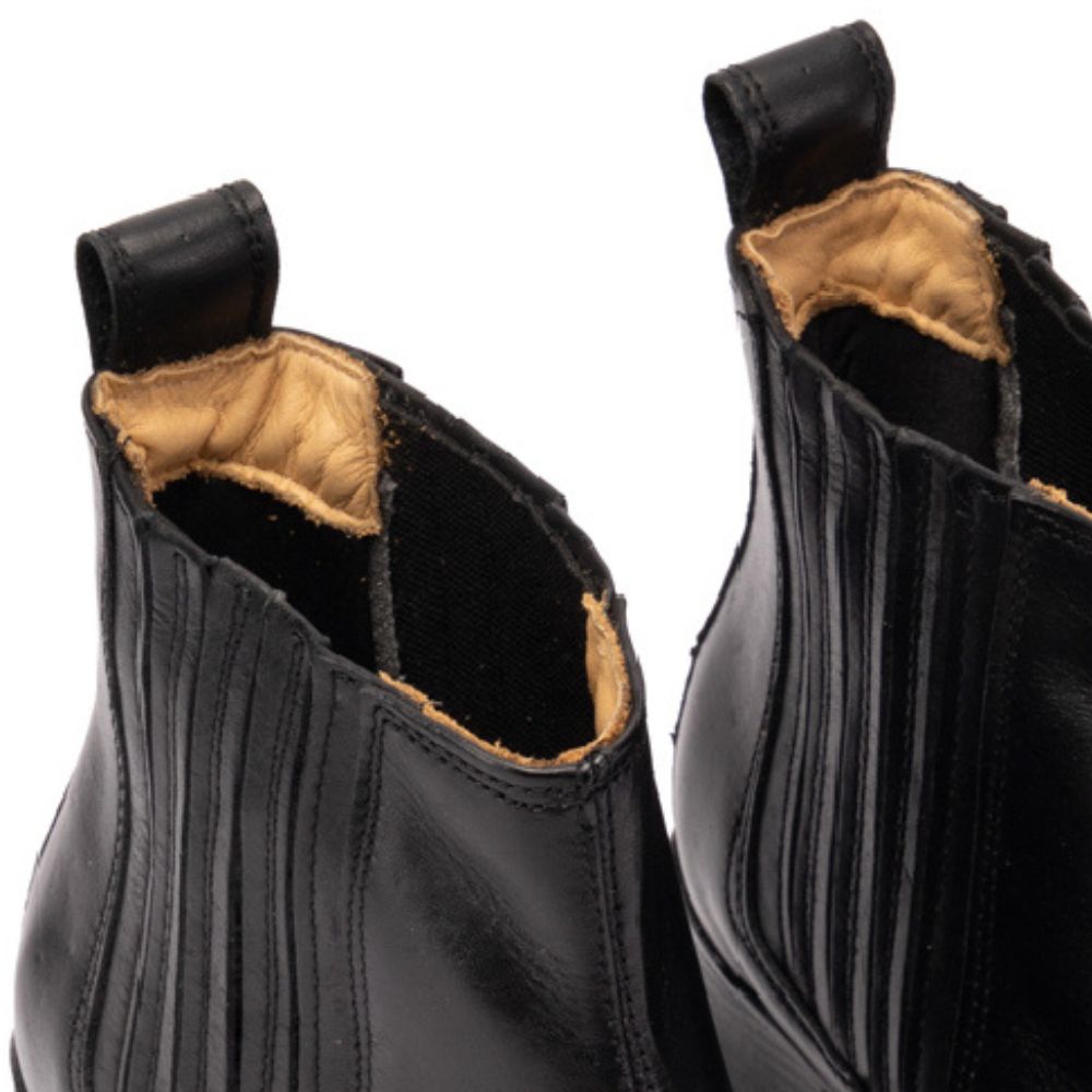 Black Mol Leather Western Chelsea Boots