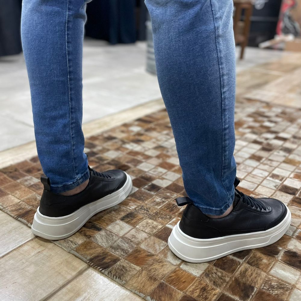 Black Colter Leather Sneakers
