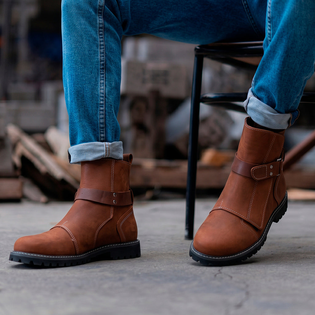 Chestnut Vedder Crazy Horse Leather Strap Boots